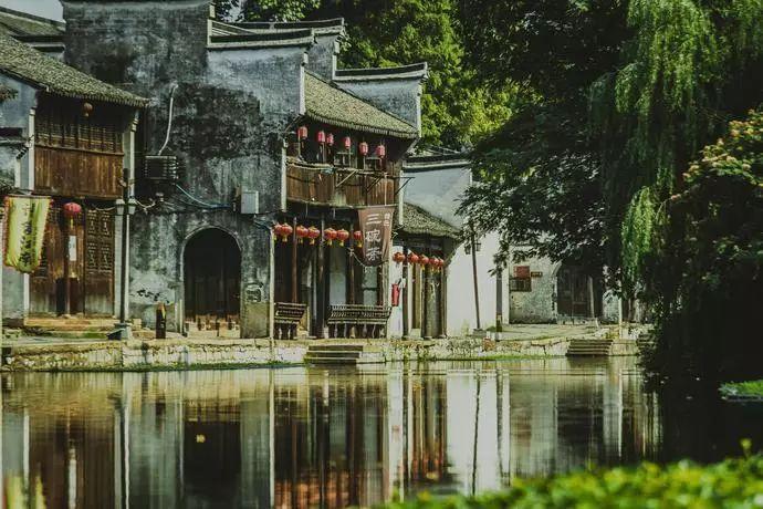农发重点建设基金和海南椰岛各自企业参设实业新公司